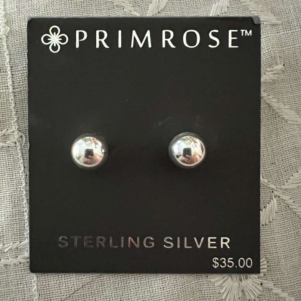 Primrose—Sterling Silver Stud Earrings—Excellent Condition!